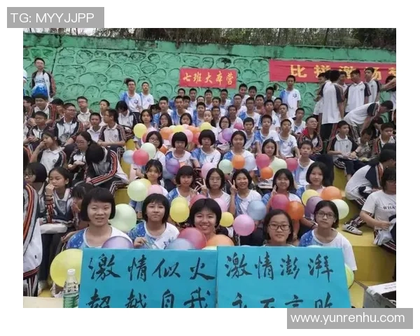 以足球巨星长挂画点亮热血青春激发运动梦想空间